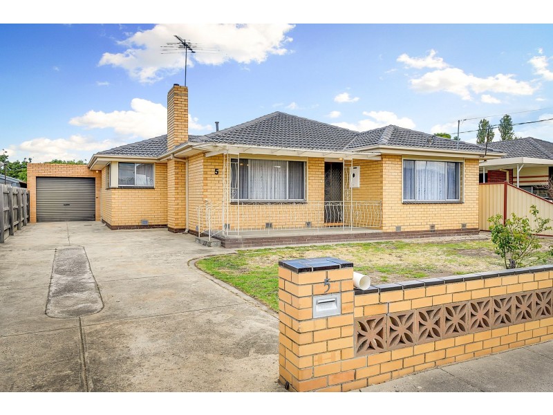 5 Simpson Street, Thomastown VIC 3074