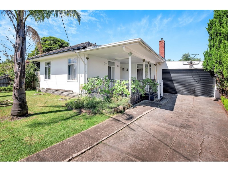 19 Wilkinson Crescent, Bellfield VIC 3081