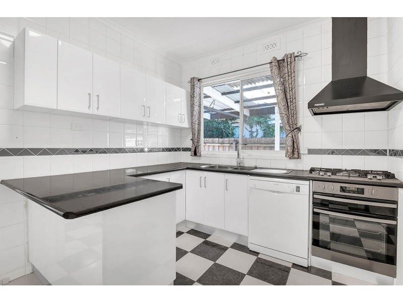 19 Wilkinson Crescent, Bellfield VIC 3081