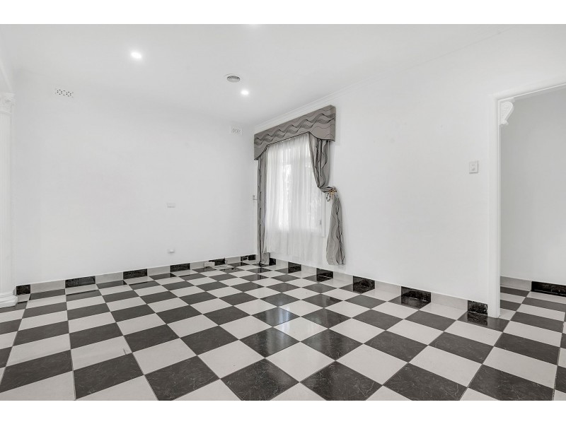 19 Wilkinson Crescent, Bellfield VIC 3081