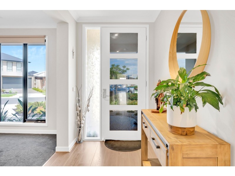 27 Mallorca Drive, Wollert VIC 3750