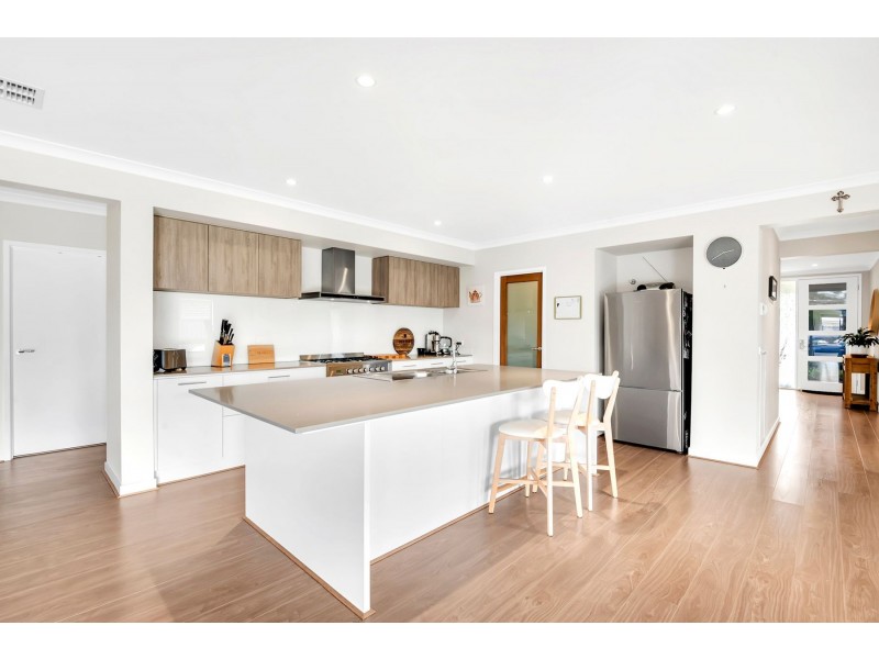 27 Mallorca Drive, Wollert VIC 3750