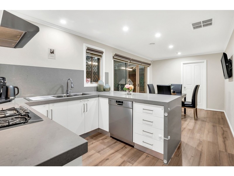 1 Columbine Court, Epping VIC 3076