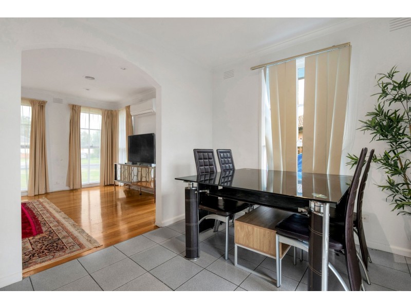 209 Darebin Drive, Lalor VIC 3075