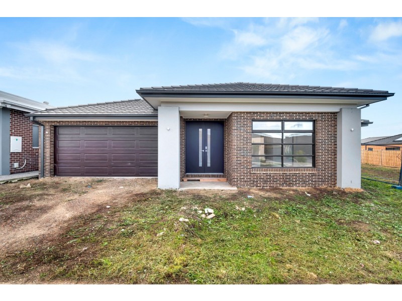 18 Nicastro Avenue, Wollert VIC 3750