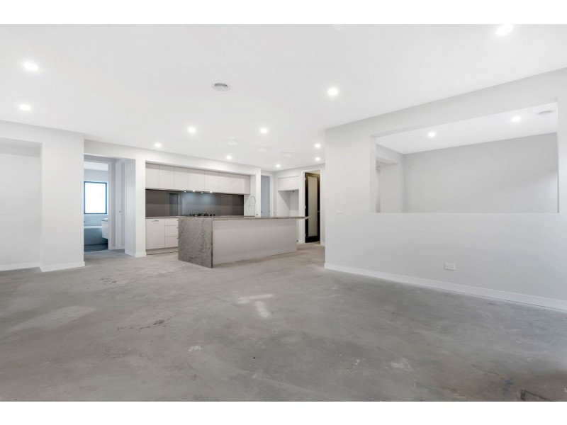 18 Nicastro Avenue, Wollert VIC 3750