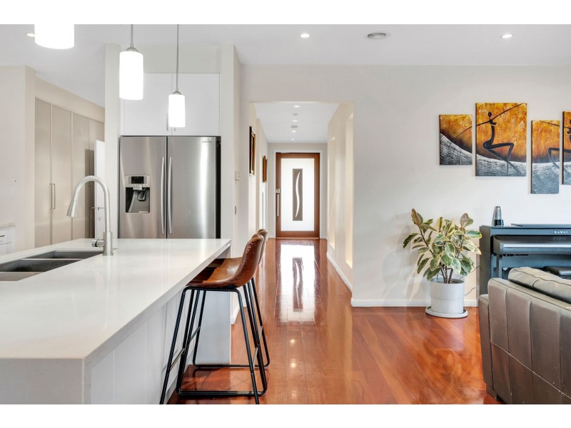 58 Manor House Drive, Epping VIC 3076