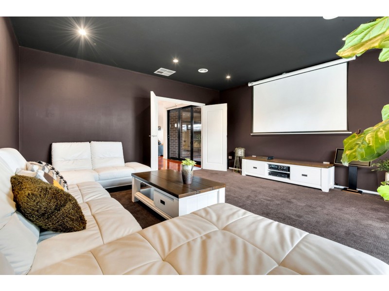 58 Manor House Drive, Epping VIC 3076