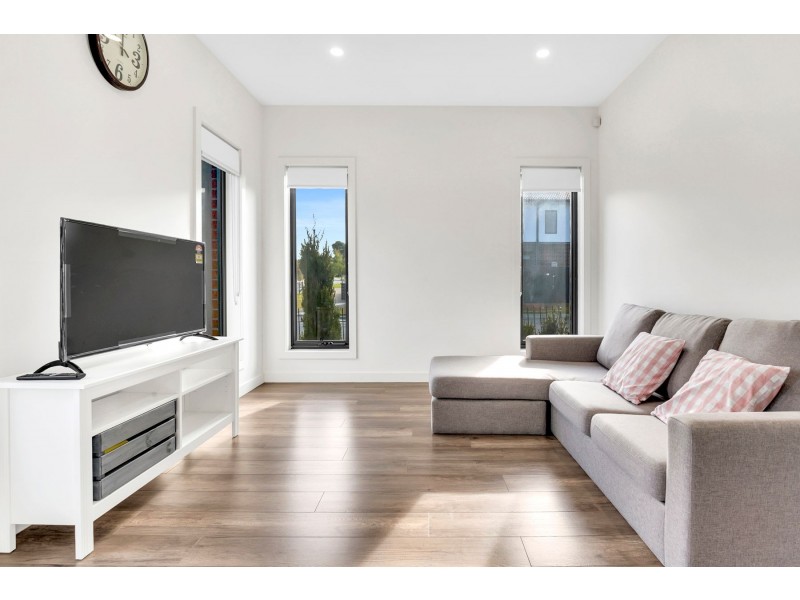 10 Berrigan Street, Epping VIC 3076