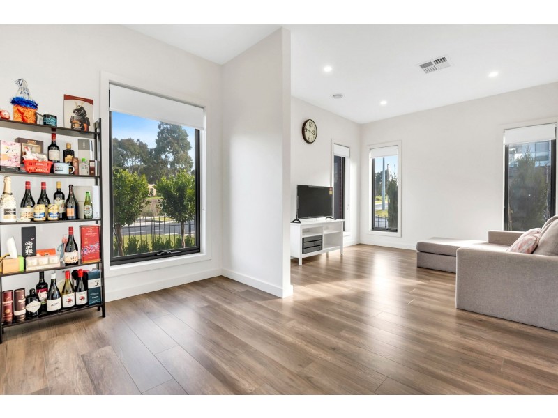 10 Berrigan Street, Epping VIC 3076