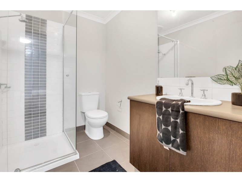 14 Deauville Lane, Deer Park VIC 3023