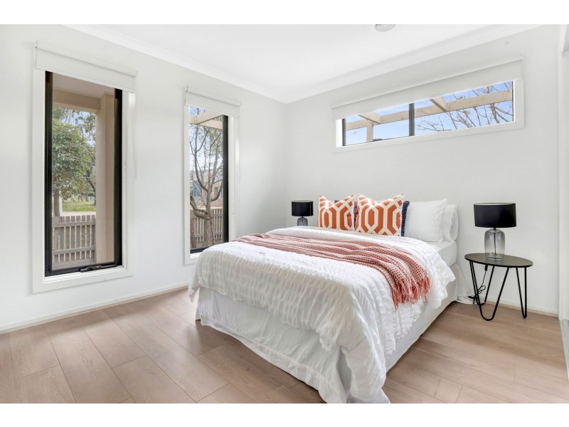 14 Deauville Lane, Deer Park VIC 3023