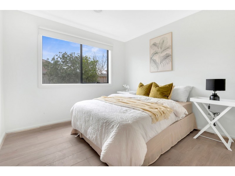 14 Deauville Lane, Deer Park VIC 3023