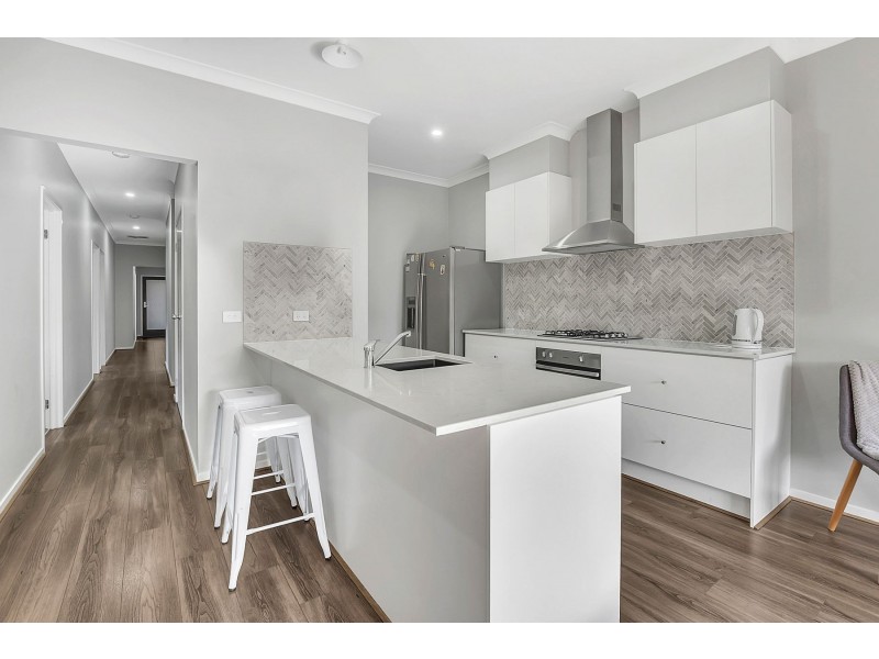 14 Mount Stewart Avenue, Wollert VIC 3750