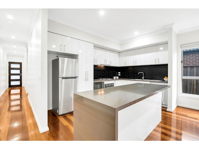 11 Wrexham Road, Wollert VIC 3750