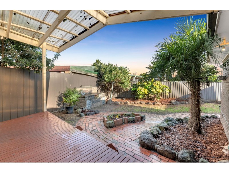 15 Dryandra Avenue, Epping VIC 3076