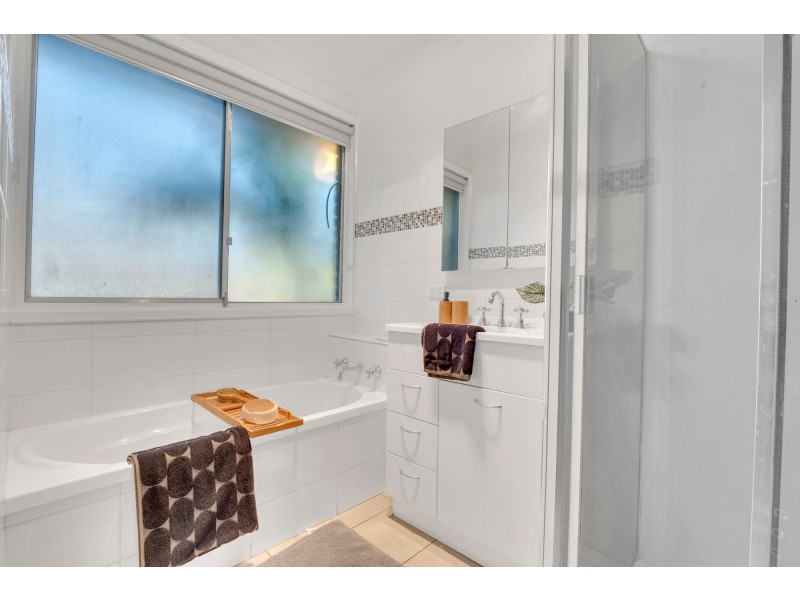 15 Dryandra Avenue, Epping VIC 3076