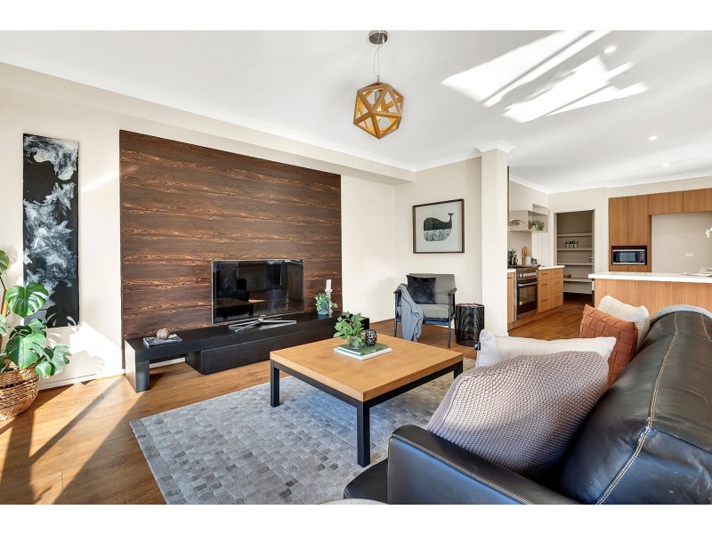 9 Strathalbyn Chase, Wollert VIC 3750