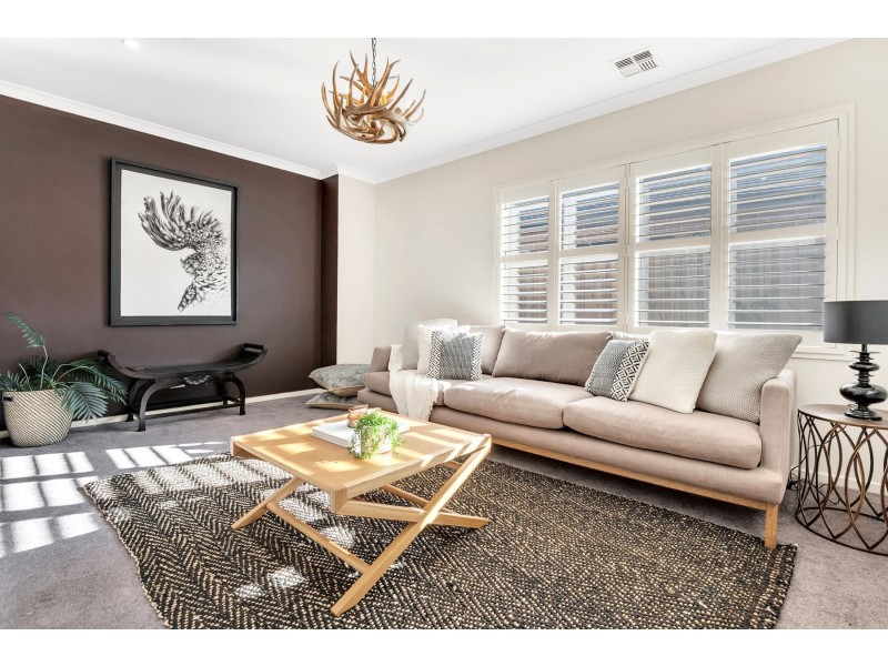 9 Strathalbyn Chase, Wollert VIC 3750