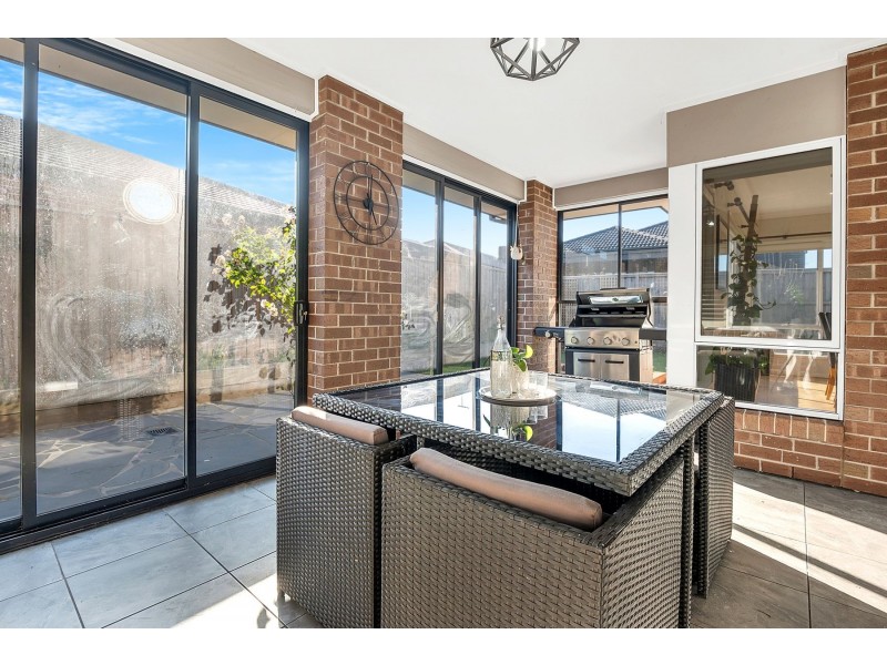 9 Strathalbyn Chase, Wollert VIC 3750
