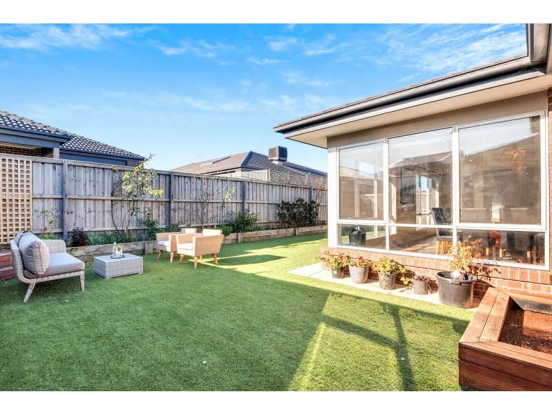 9 Strathalbyn Chase, Wollert VIC 3750