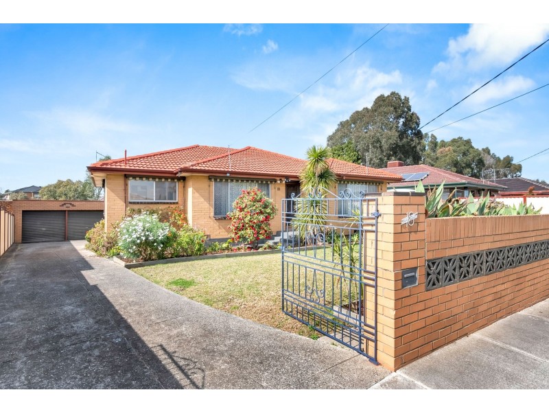 18 Beaumont Crescent, Lalor VIC 3075