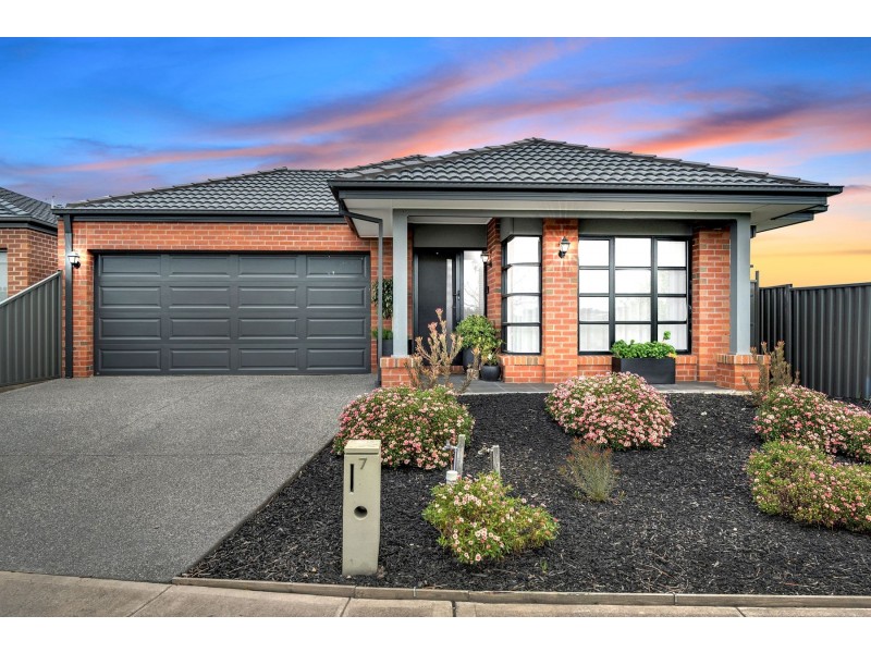 7 Barossa Parade, Wollert VIC 3750