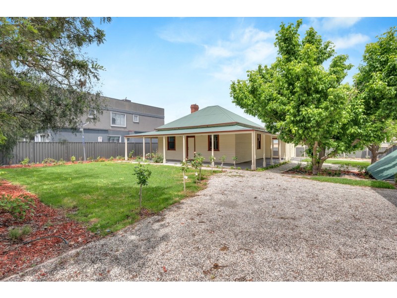 239 Harvest Home Road, Epping VIC 3076