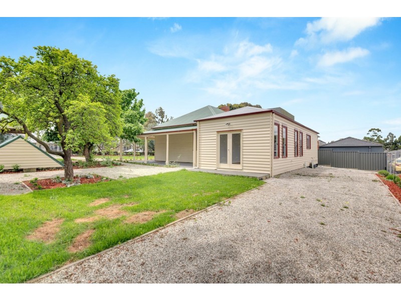 239 Harvest Home Road, Epping VIC 3076