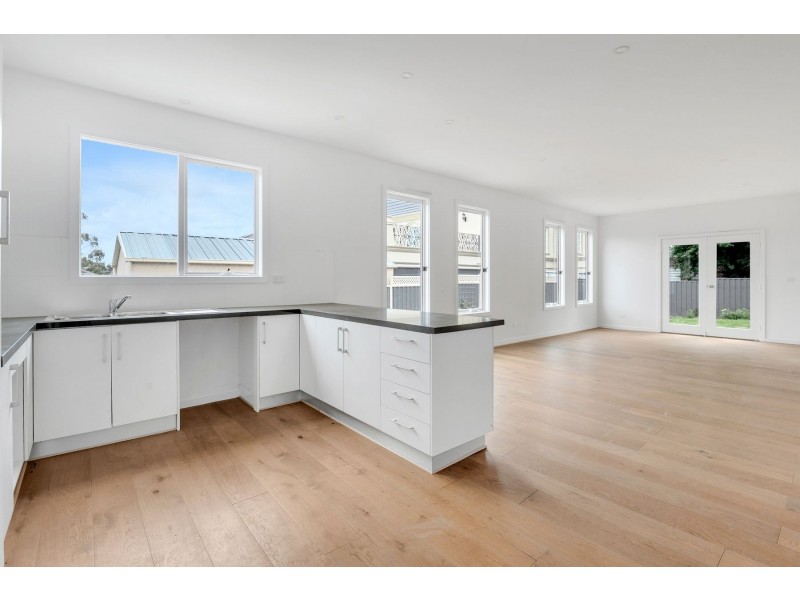 239 Harvest Home Road, Epping VIC 3076