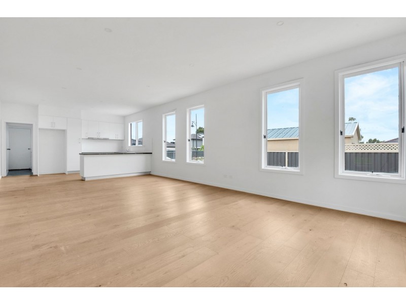 239 Harvest Home Road, Epping VIC 3076