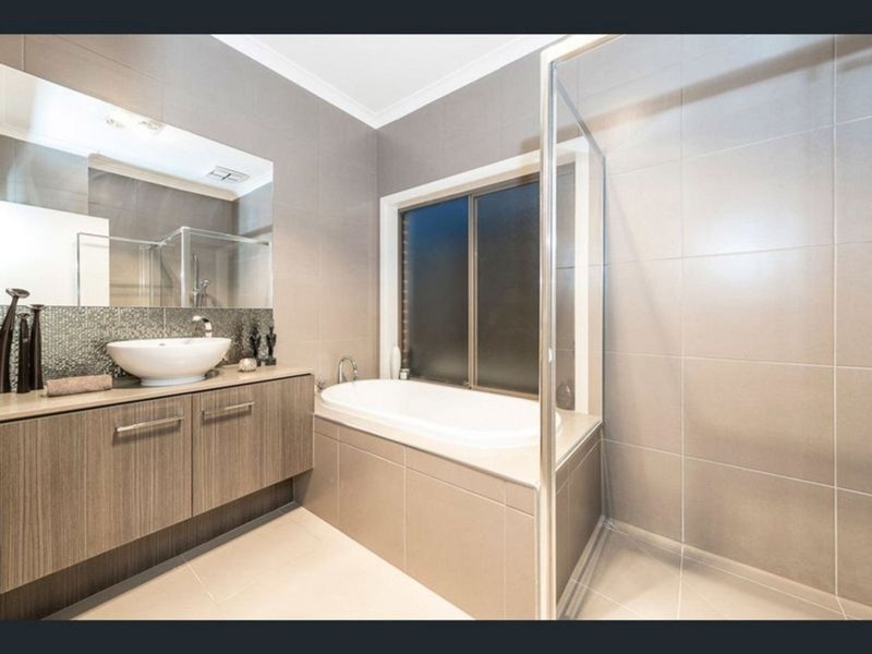 24 Mahon Road, Epping VIC 3076