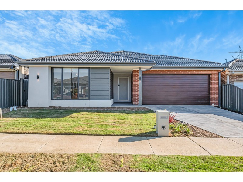 21 Graphite Crescent, Wollert VIC 3750
