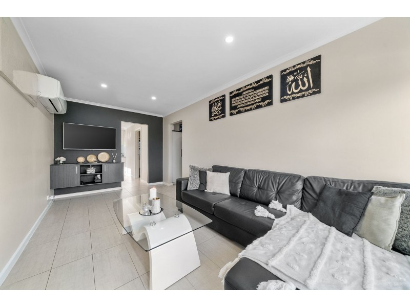 1/23 Alexander Avenue, Thomastown VIC 3074