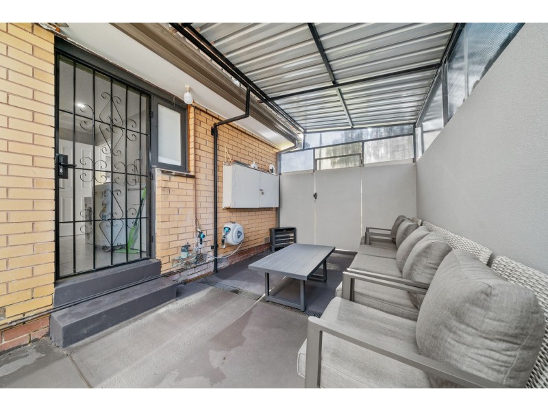 1/23 Alexander Avenue, Thomastown VIC 3074