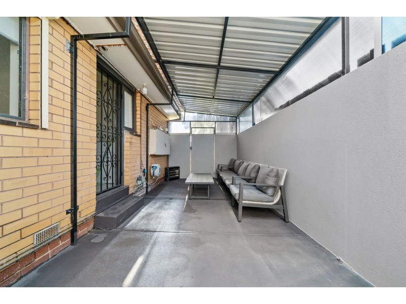 1/23 Alexander Avenue, Thomastown VIC 3074