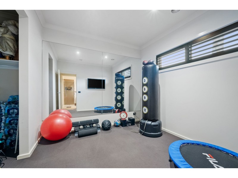 12 Woolcott Terrace, Epping VIC 3076