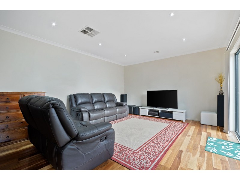 803 Edgars Road, Epping VIC 3076