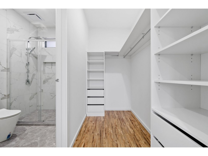 33 Clapham Avenue, Wollert VIC 3750