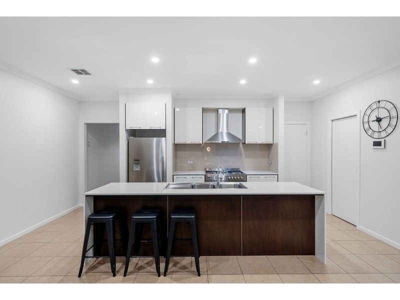 24 Radman Street, Epping VIC 3076