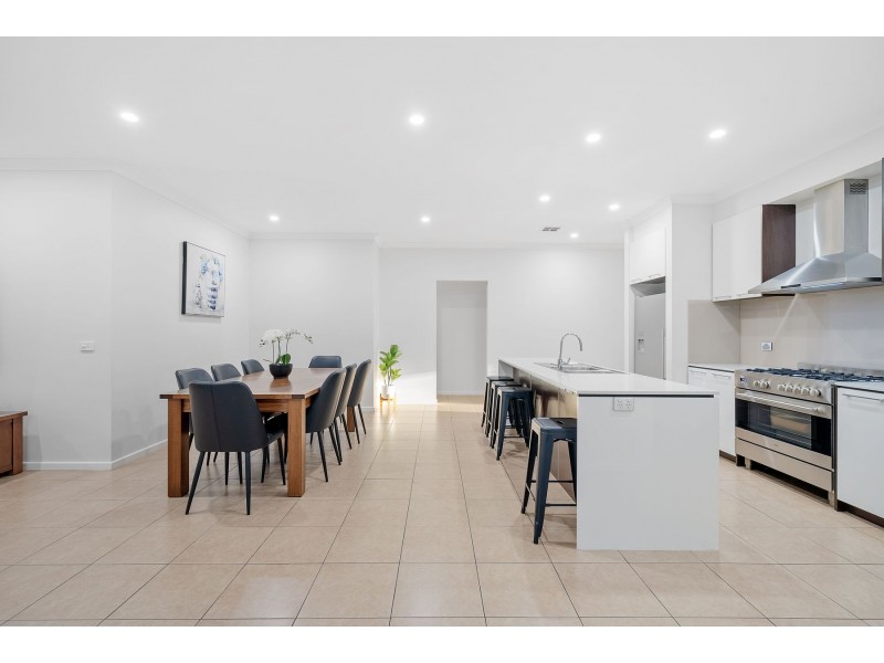 24 Radman Street, Epping VIC 3076