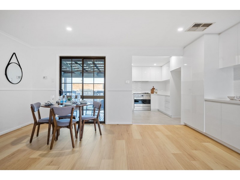 4 Clifton Grove, Lalor VIC 3075