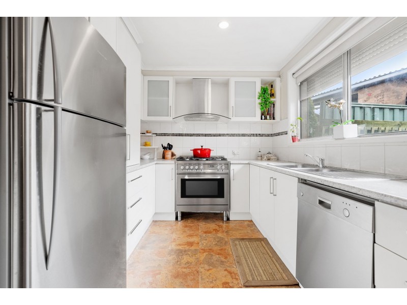 4 Tumut Close, Epping VIC 3076