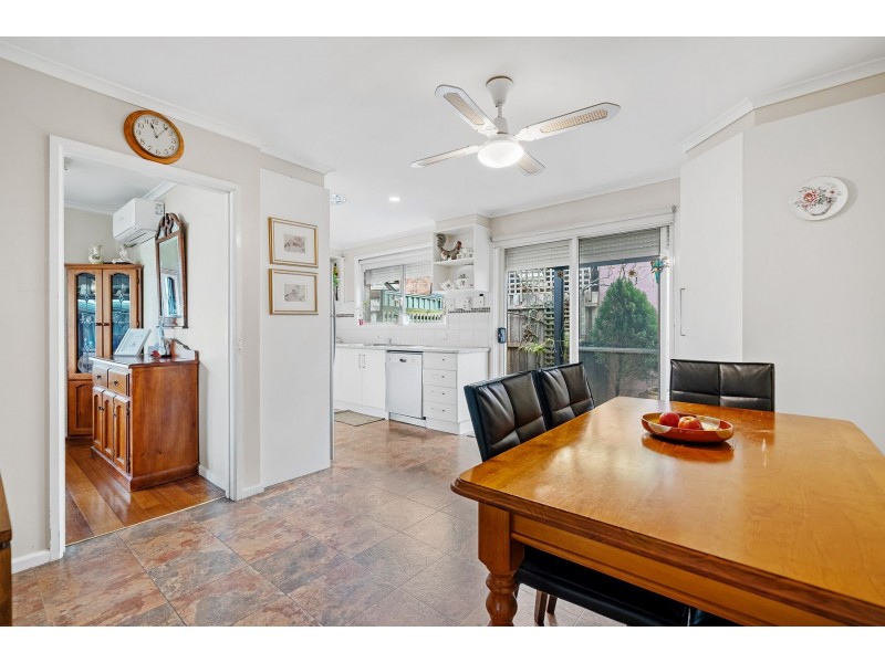 4 Tumut Close, Epping VIC 3076