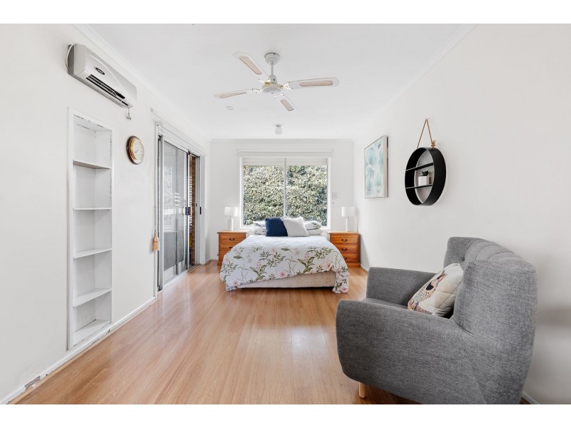 4 Tumut Close, Epping VIC 3076