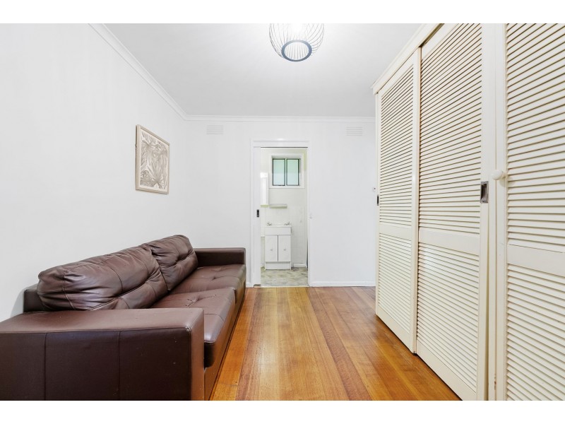 4 Tumut Close, Epping VIC 3076