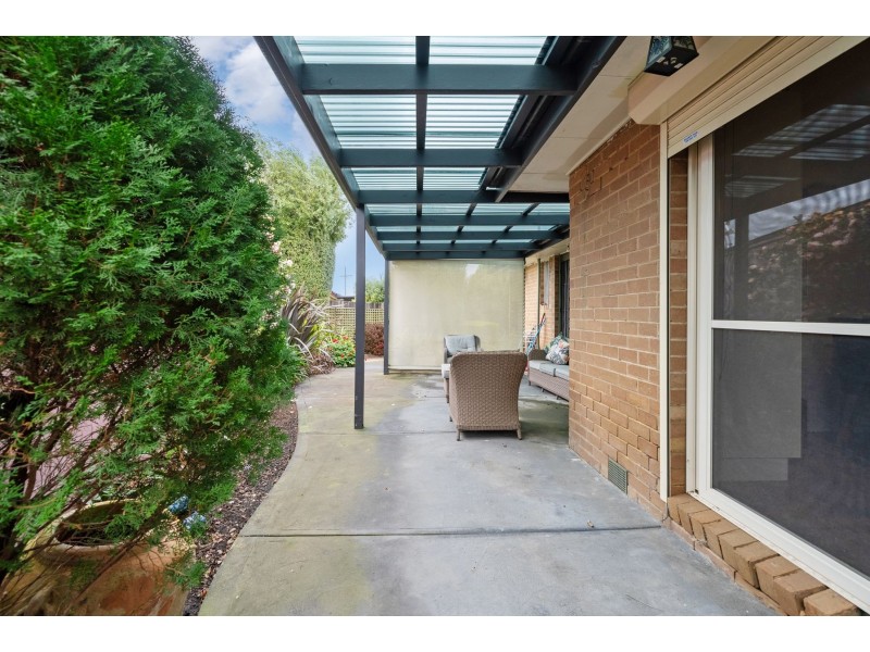 4 Tumut Close, Epping VIC 3076
