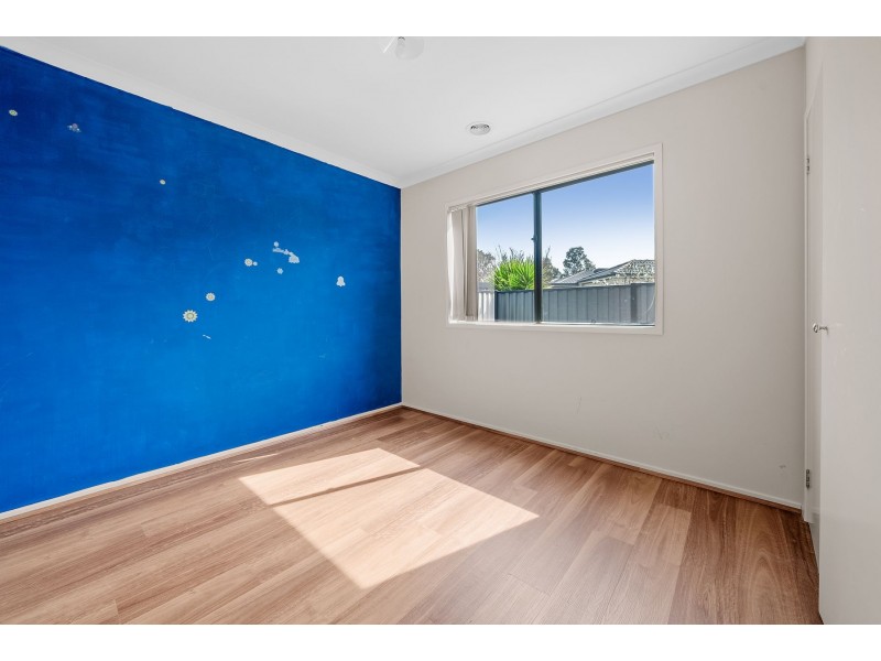 17 St Leonard Drive, South Morang VIC 3752