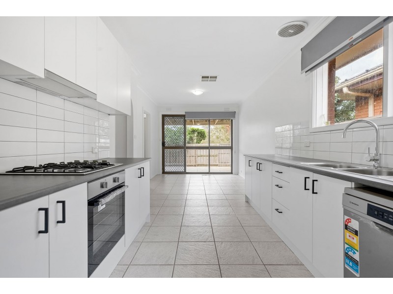 92 The Fairway, Kingsbury VIC 3083