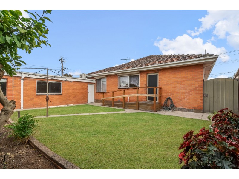 24 Sycamore Crescent, Campbellfield VIC 3061
